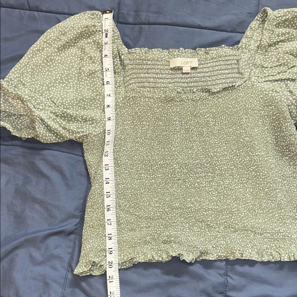 LOFT Sage Puff Sleeve Blouse
